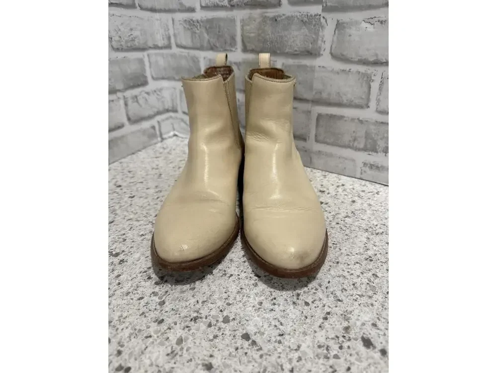 Thursday Boot Company Women's Dreamer Chelsea Boot in Beige Leather